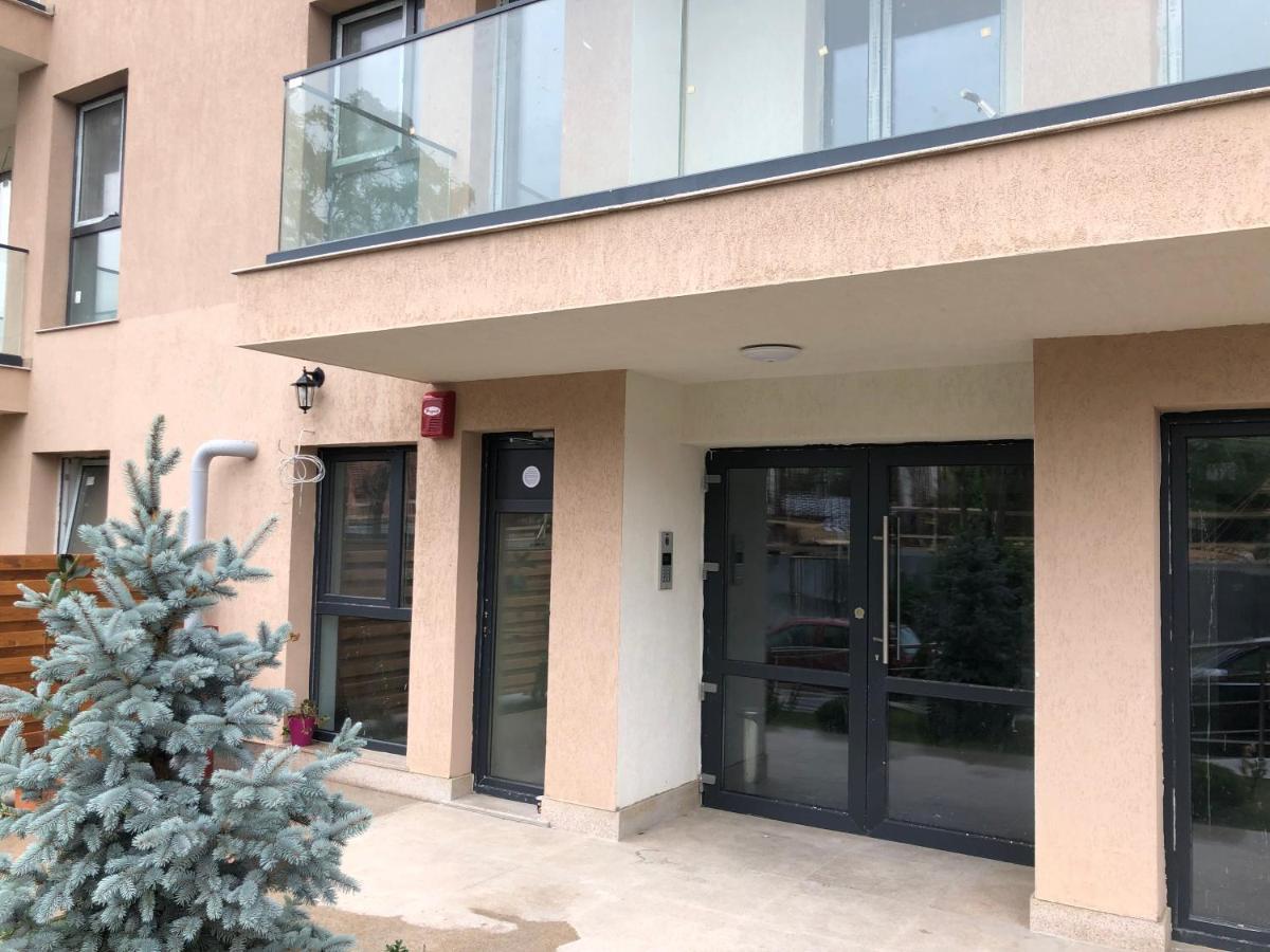 Fancy Penthouse Studio With Lakeview W10 Бухарест Экстерьер фото